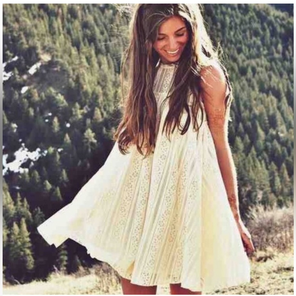 Free People Gorgeous Vintage Baby Doll Lace Dress